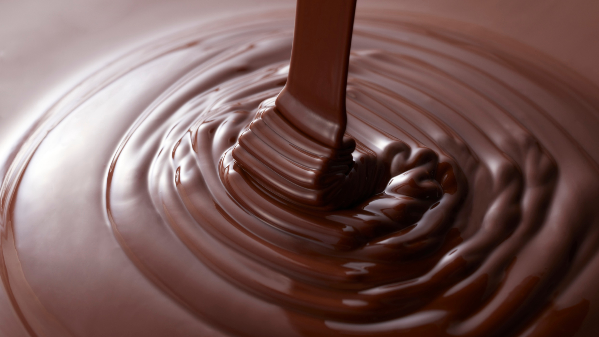 Chocolate enhanced with cocoa extenders for better texture and formulation